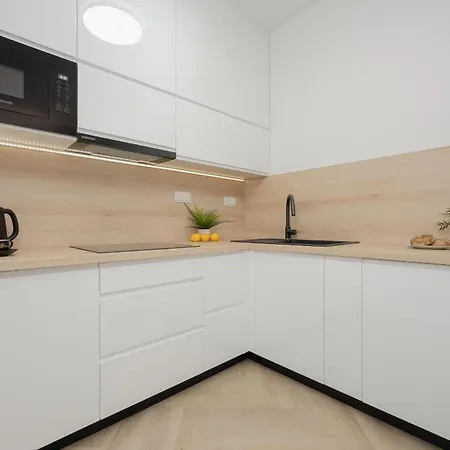 Przytulny Apartament Z Parkingiem I Tarasem W Warszawie By Rent Like Home Warszawa Eksteriør bilde