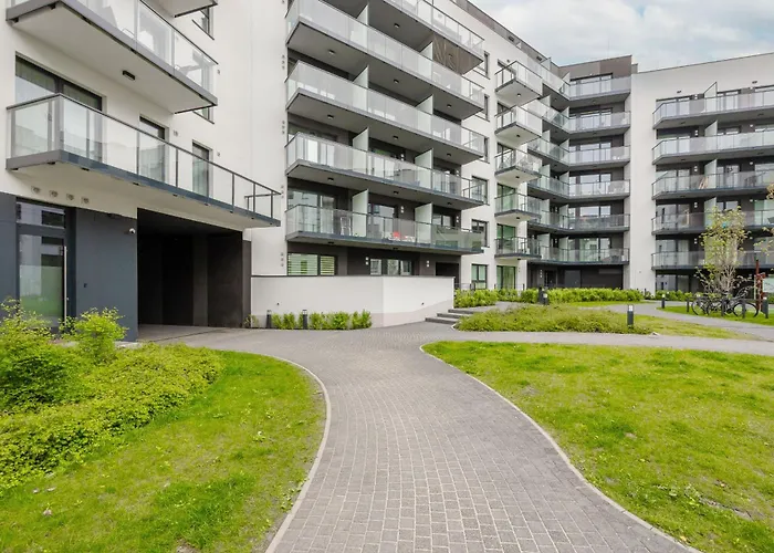 Przytulny Apartament Z Parkingiem I Tarasem W Warszawie By Rent Like Home